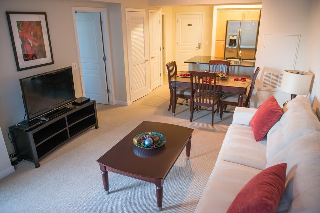 Crystal Quarters Corporate Housing At The Gramercy Arlington Camera foto