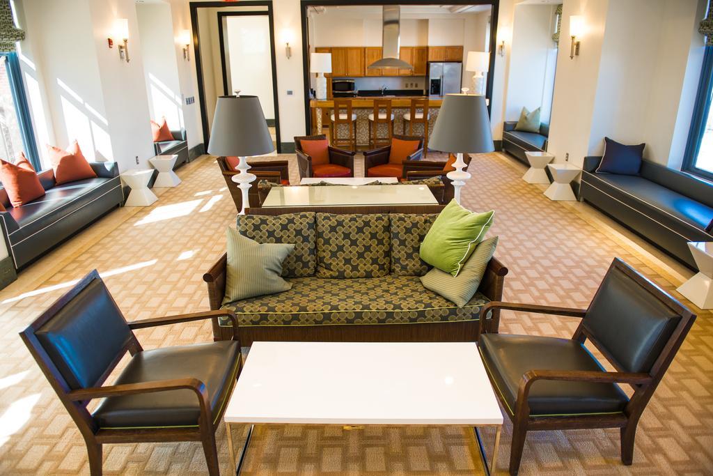 Crystal Quarters Corporate Housing At The Gramercy Arlington Camera foto