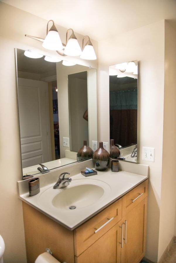Crystal Quarters Corporate Housing At The Gramercy Arlington Esterno foto